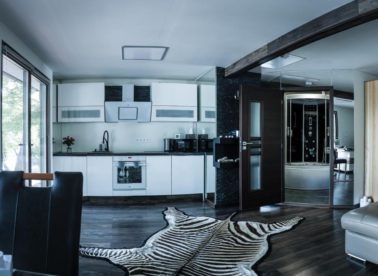 Golden Beach Apartment Chl'aba 외부 사진